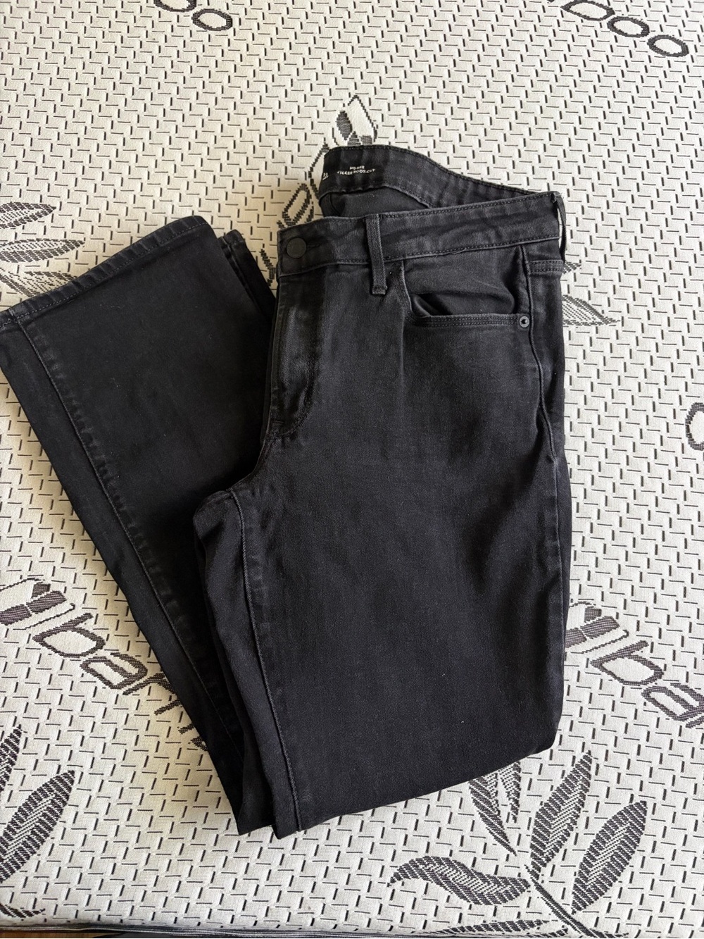 Old Navy Women's Black Boot Cut Jeans